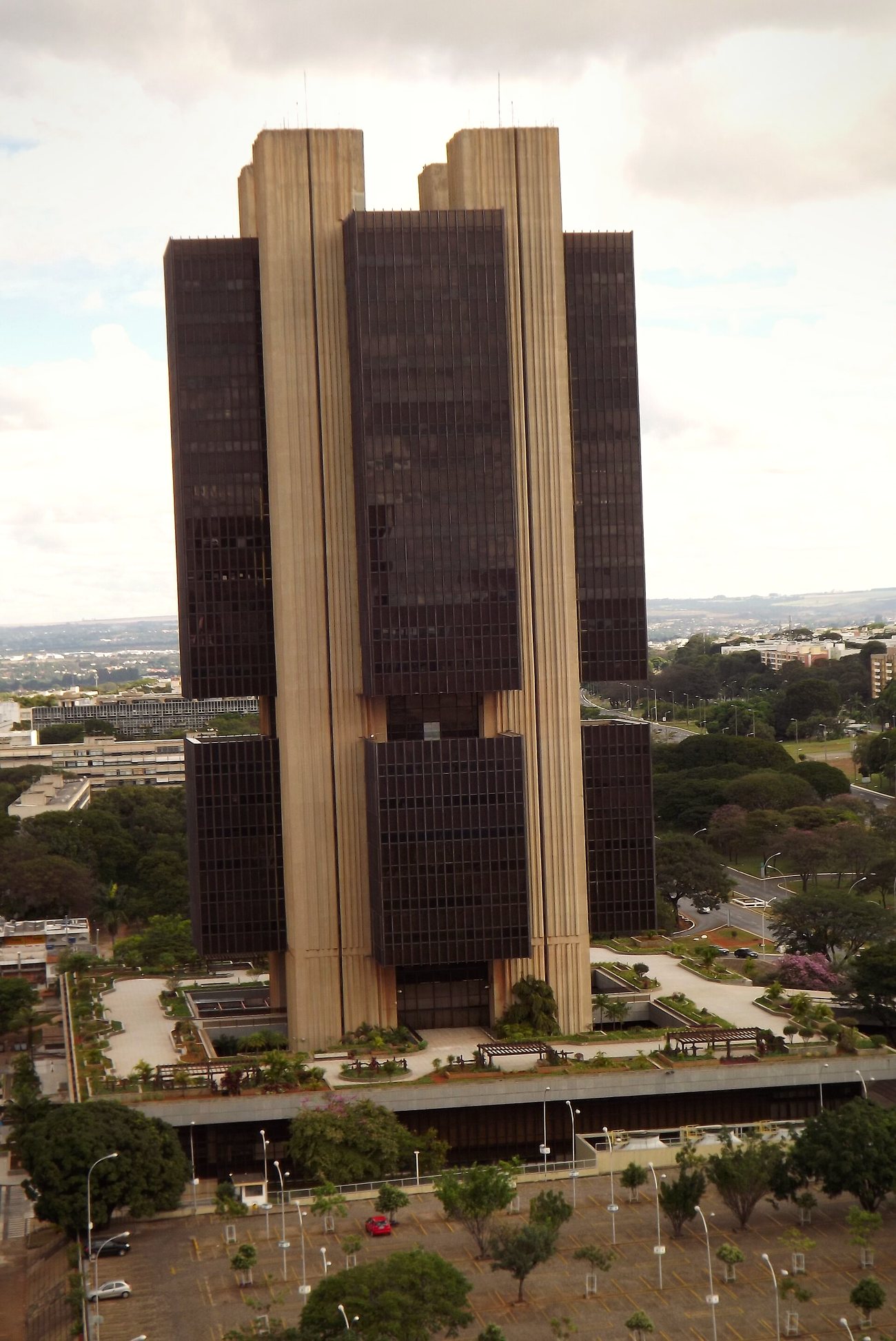 The dark glass and concrete tower of the Central Bank of Brazil headquarters in Brasília