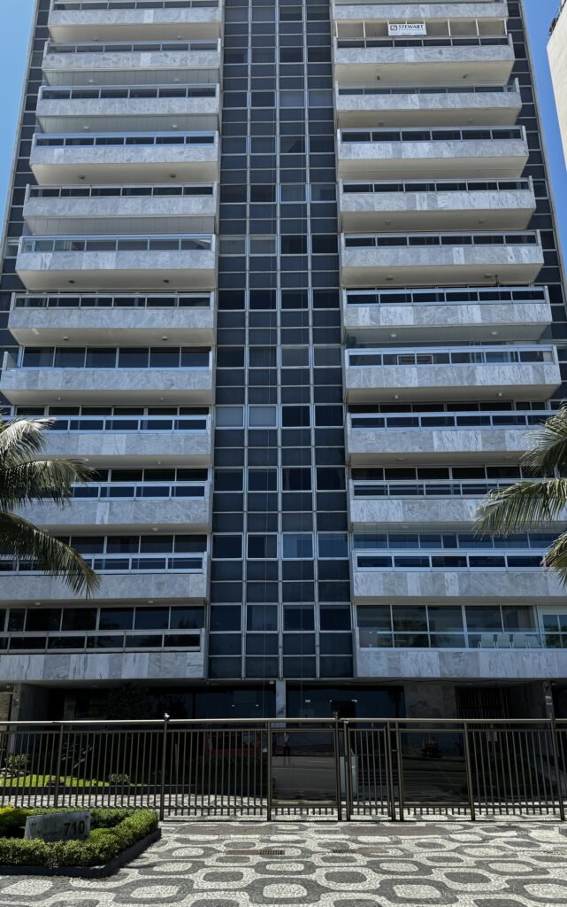 Edifício Carême — exterior