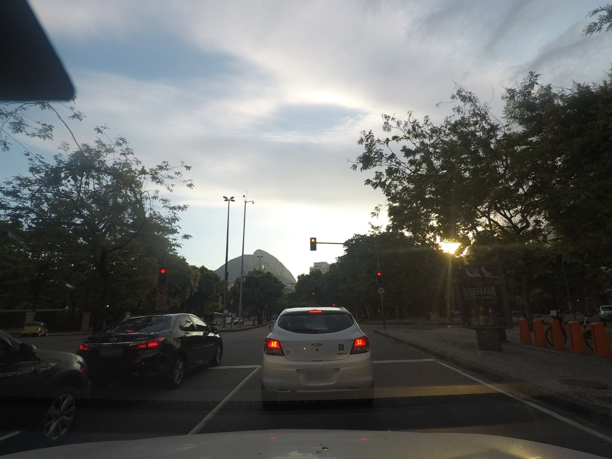 Street-level view near 14 Bis, Gávea