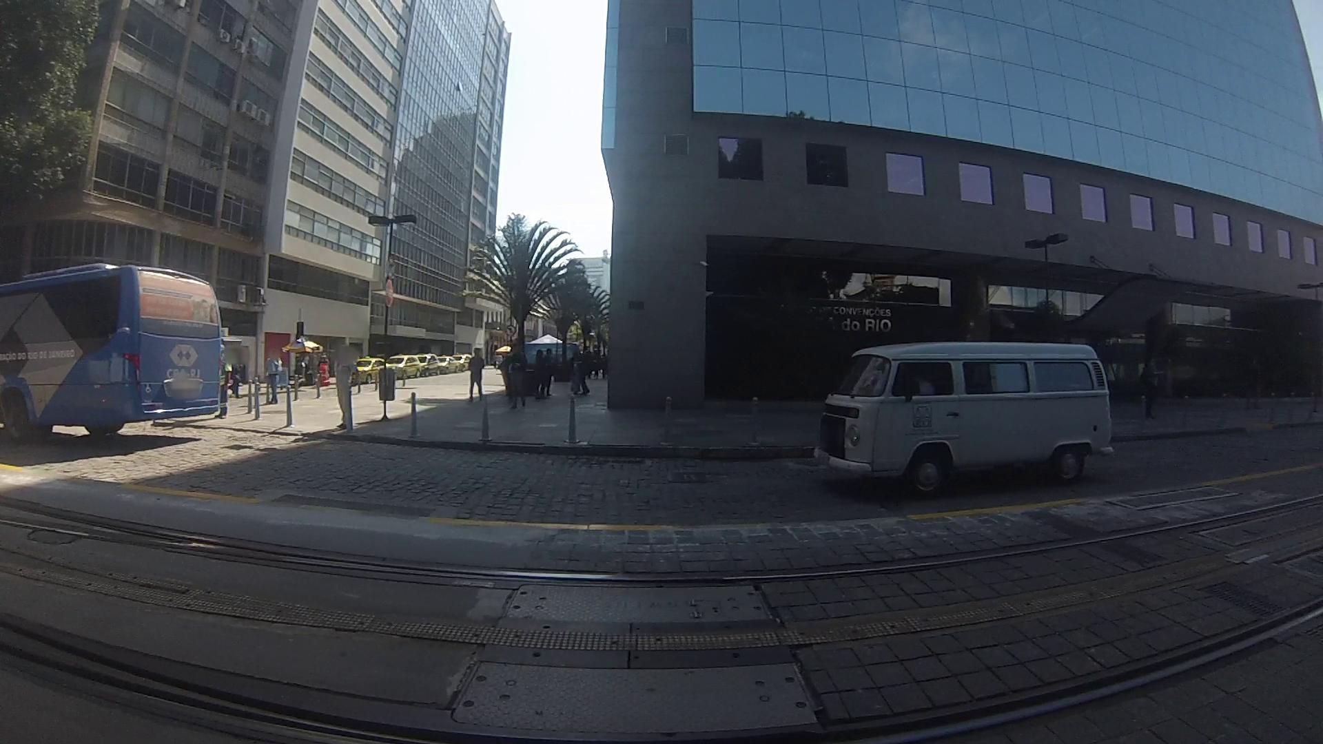Street-level view near Arco do Teles, Centro