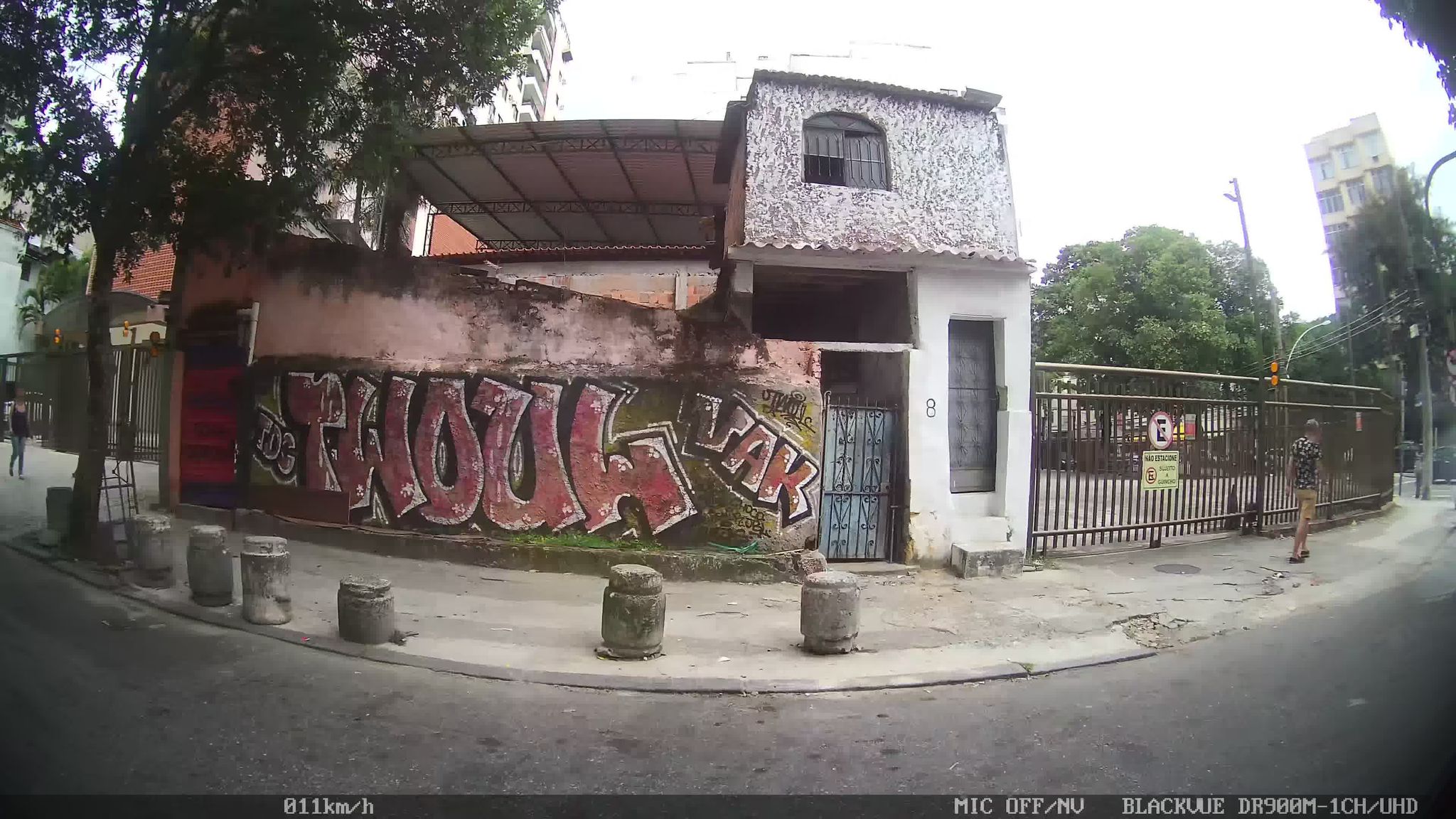 Street-level view near Botafogo Green Park, Botafogo