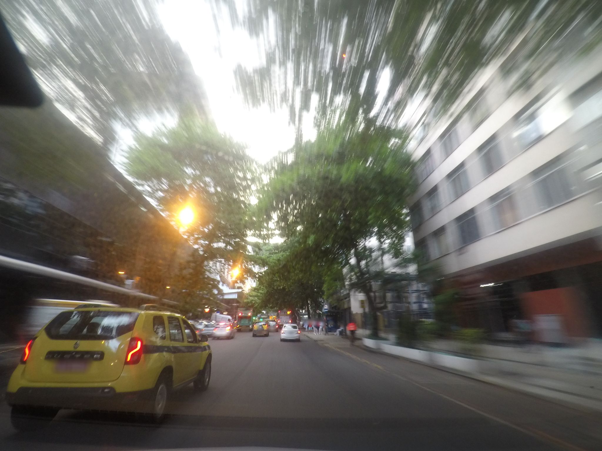 Street-level view near Caezarea, Copacabana
