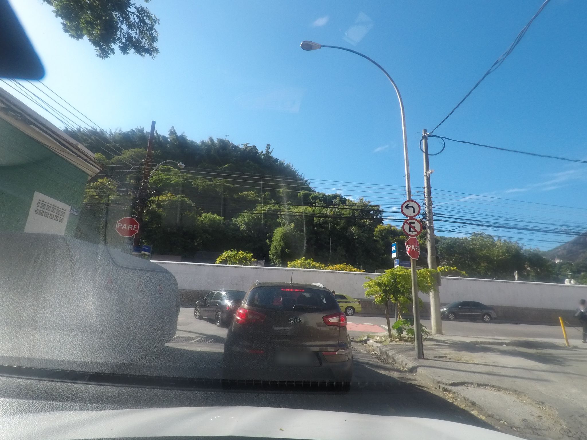 Street-level view near Central de Exames Pró Cardíaco, Botafogo
