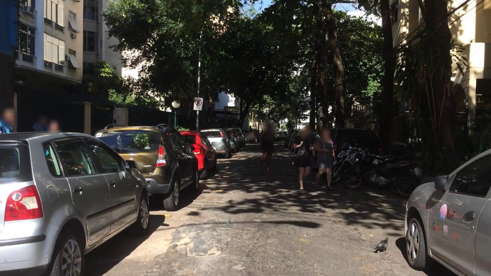 Street-level view near Colimar, Flamengo