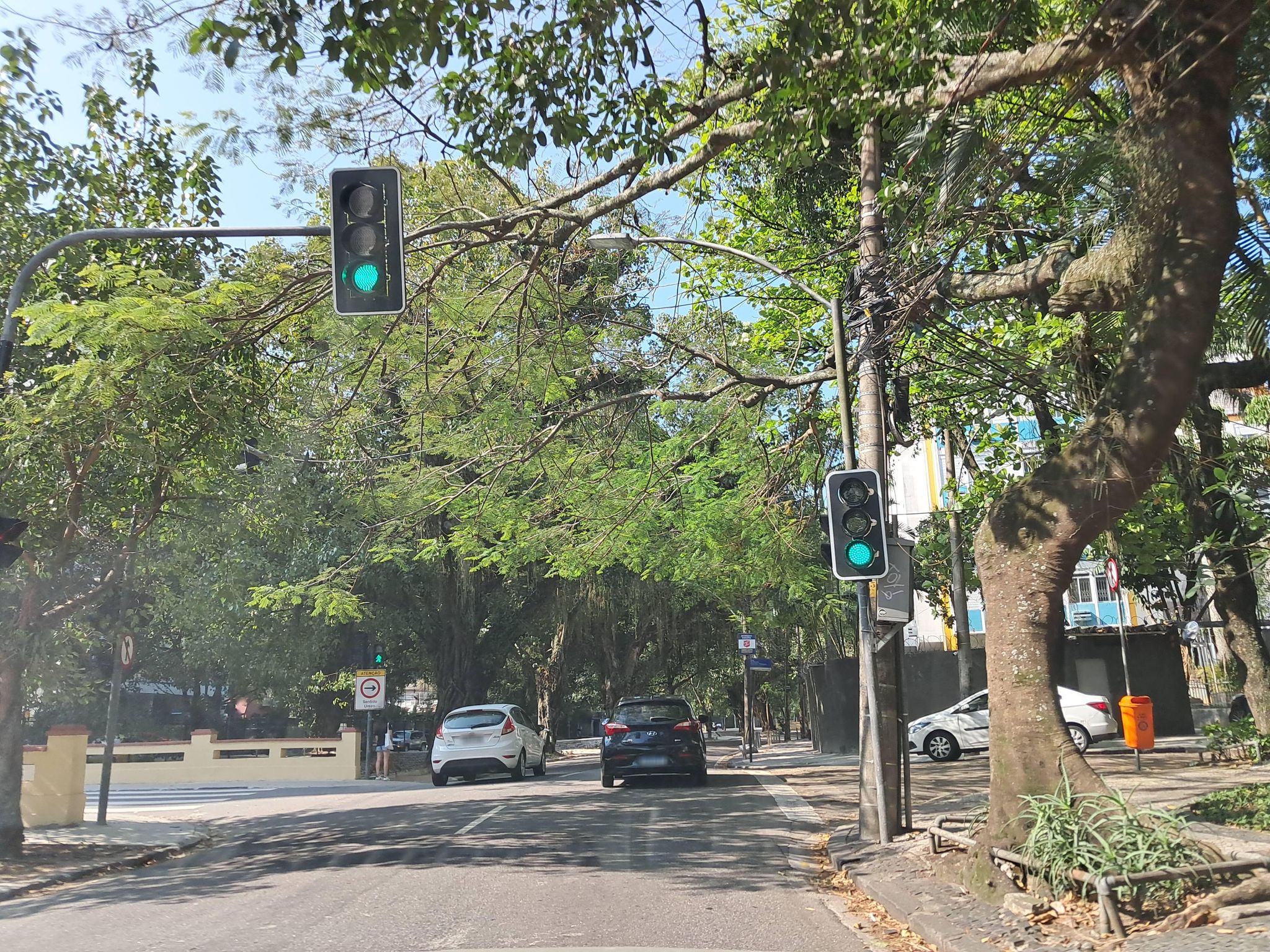 Street-level view near Condado de Palma, Gávea