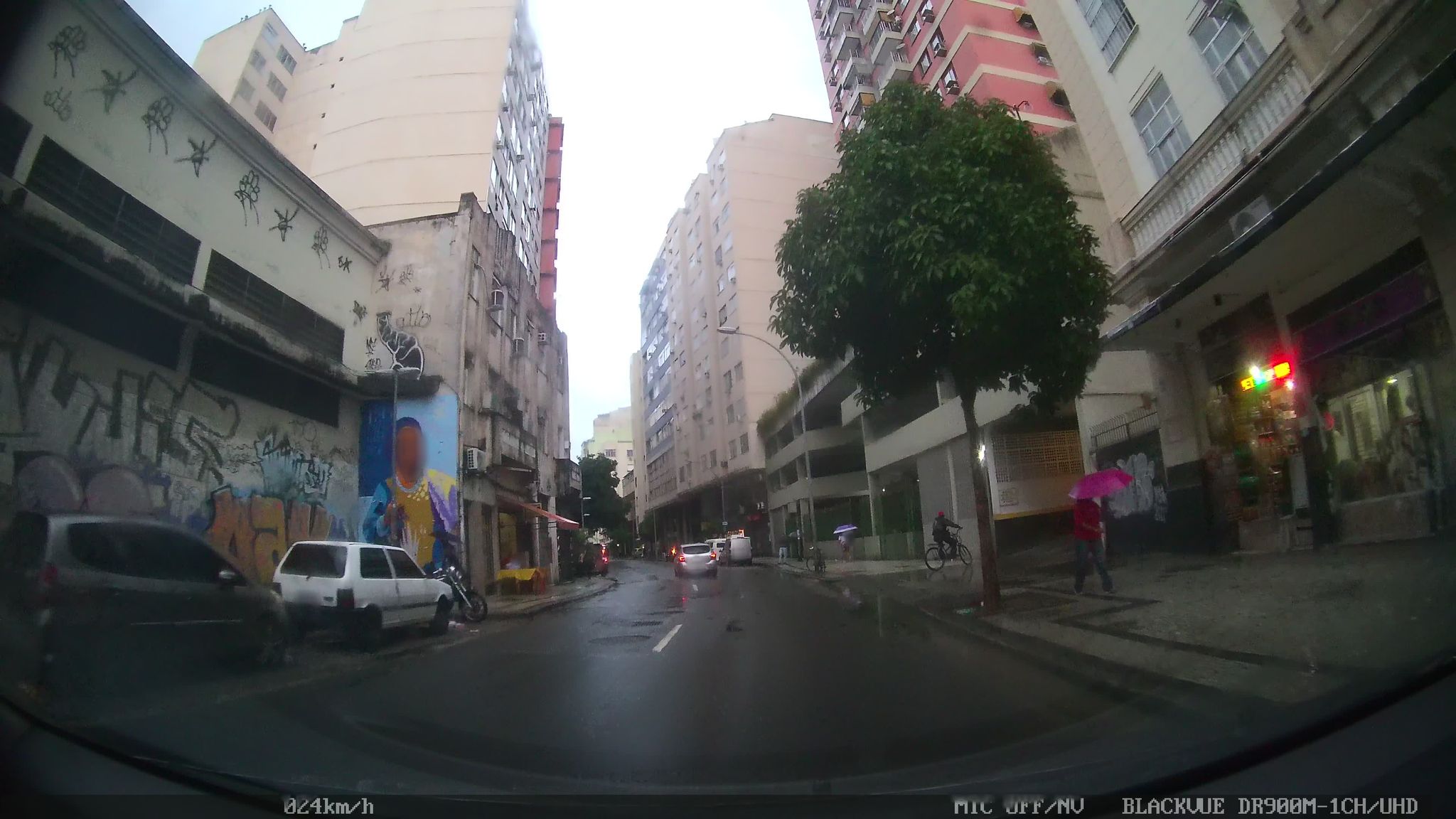 Street-level view near Condomínio Chácara da Cidade, Centro