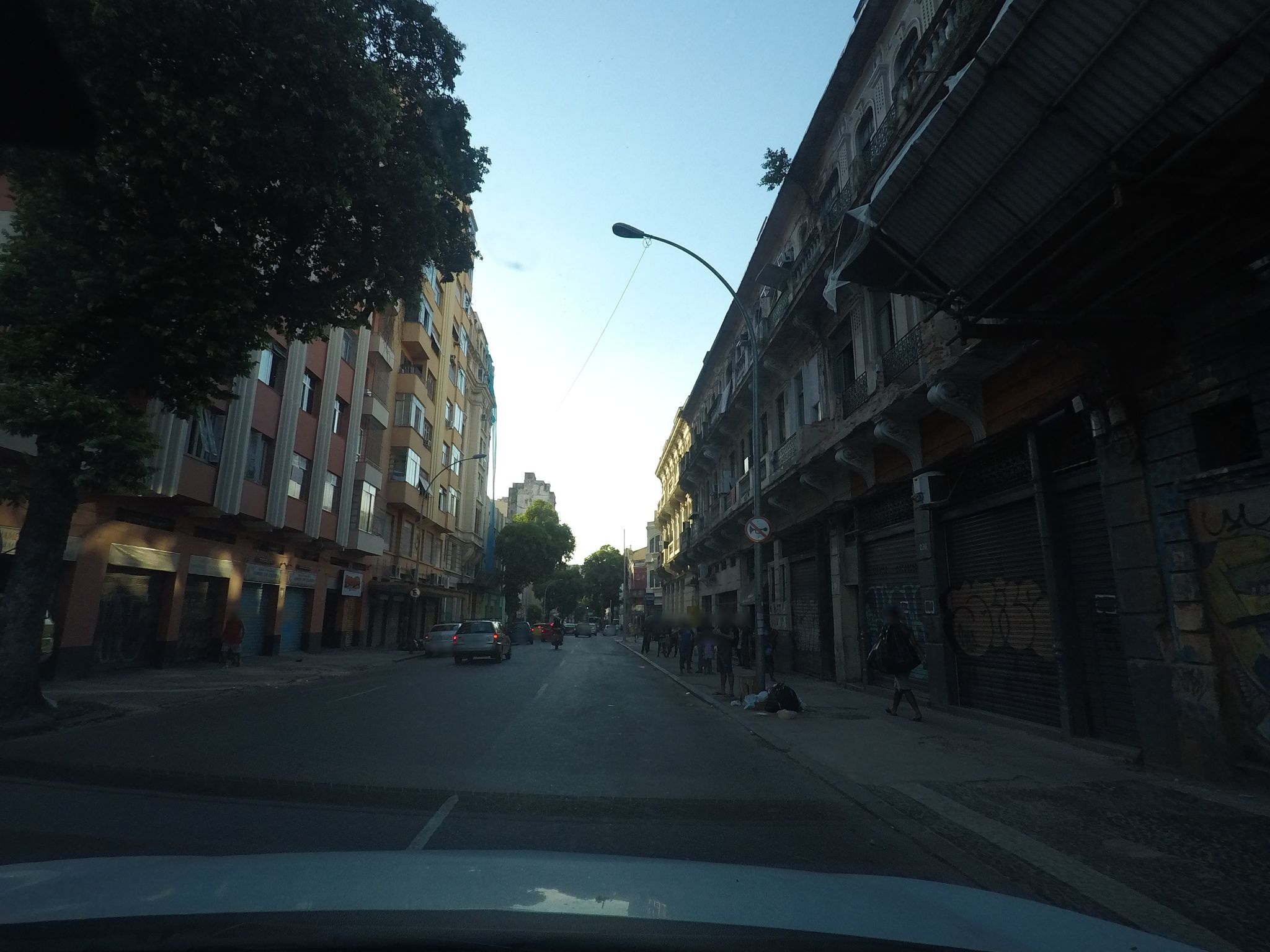 Street-level view near Ed. Achandra, Centro