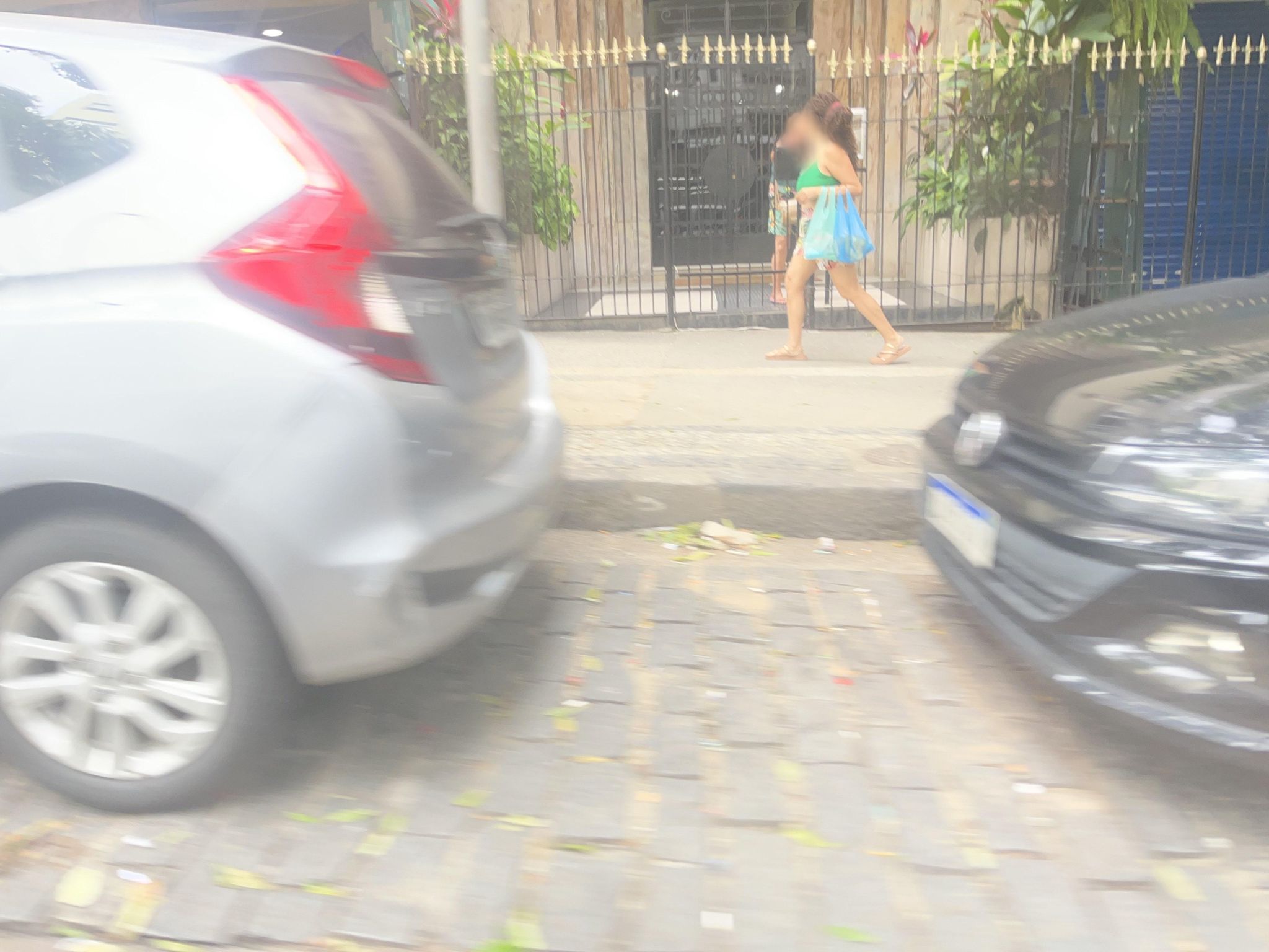 Street-level view near Ed Alexandre, Centro