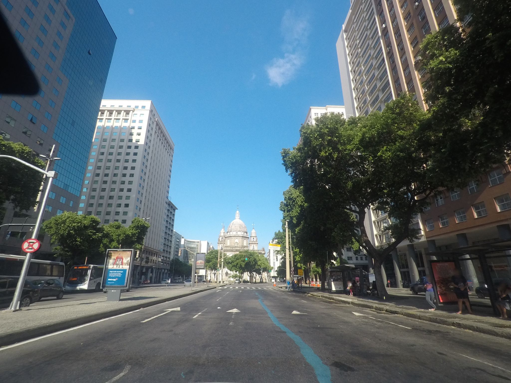 Street-level view near Ed. Delamare, Centro