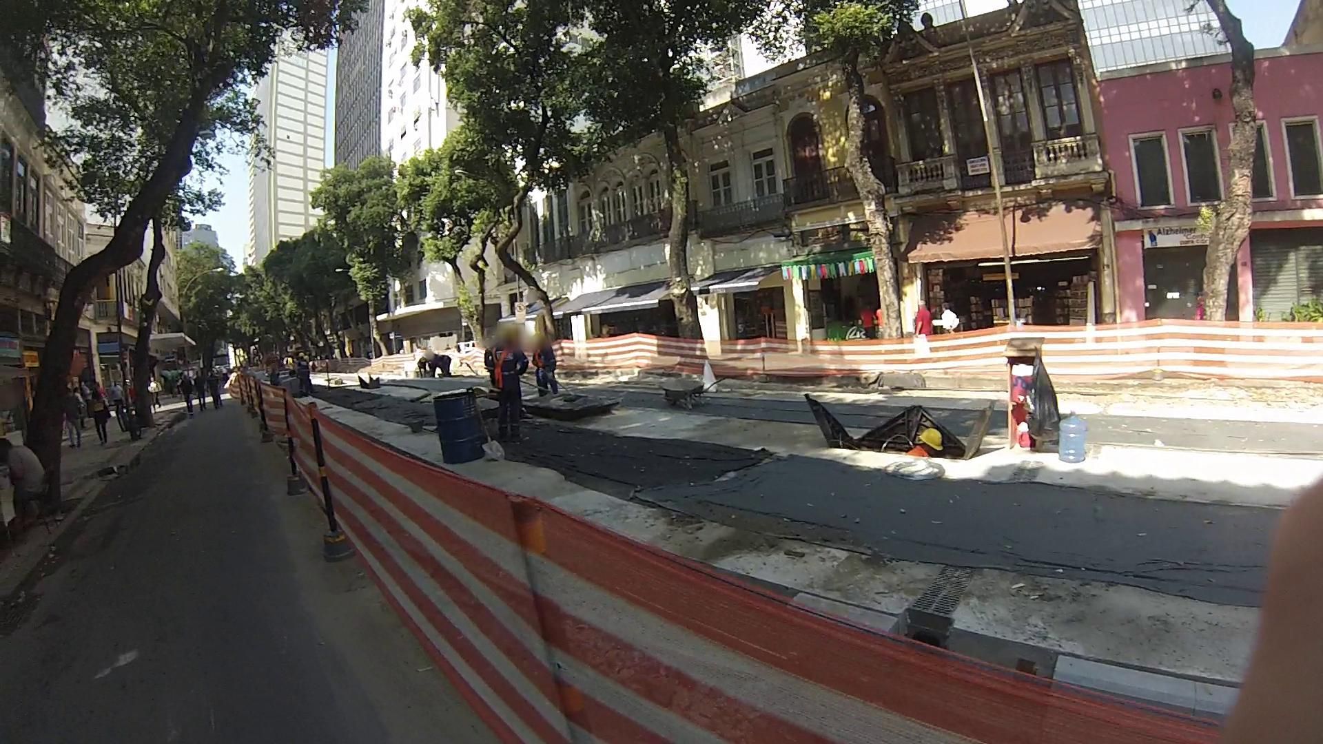 Street-level view near Ed. Elisio, Centro