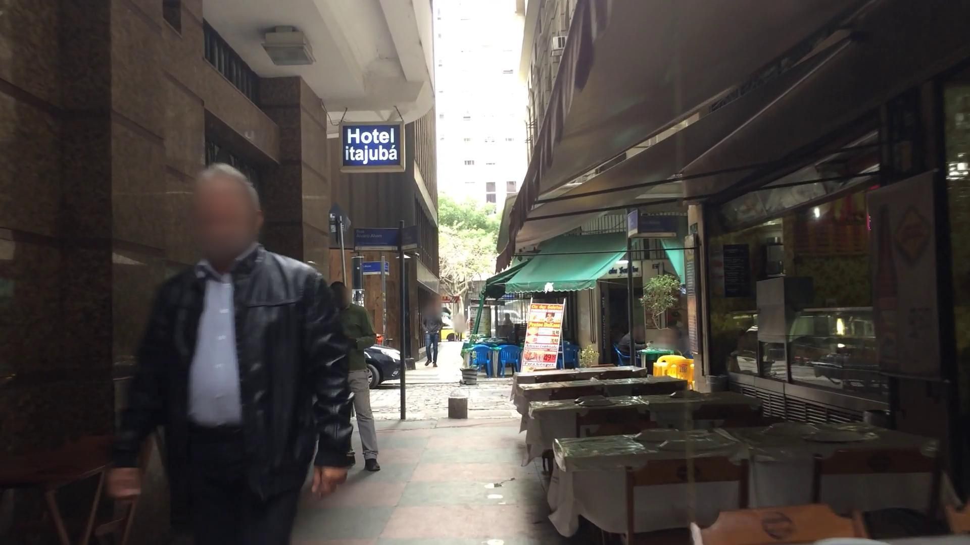 Street-level view near Ed. Goes, Centro