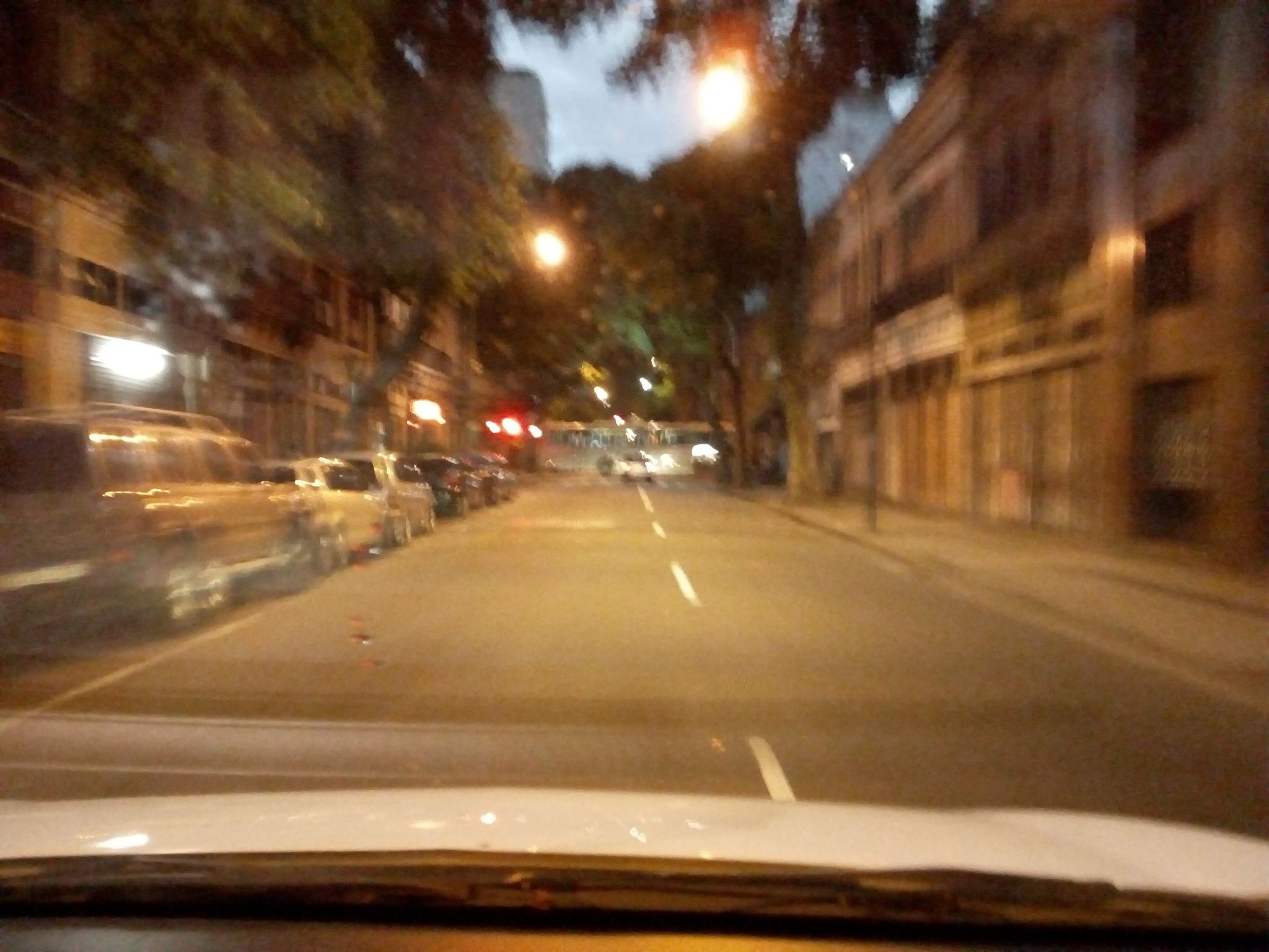 Street-level view near Ed. Ismeneco, Centro
