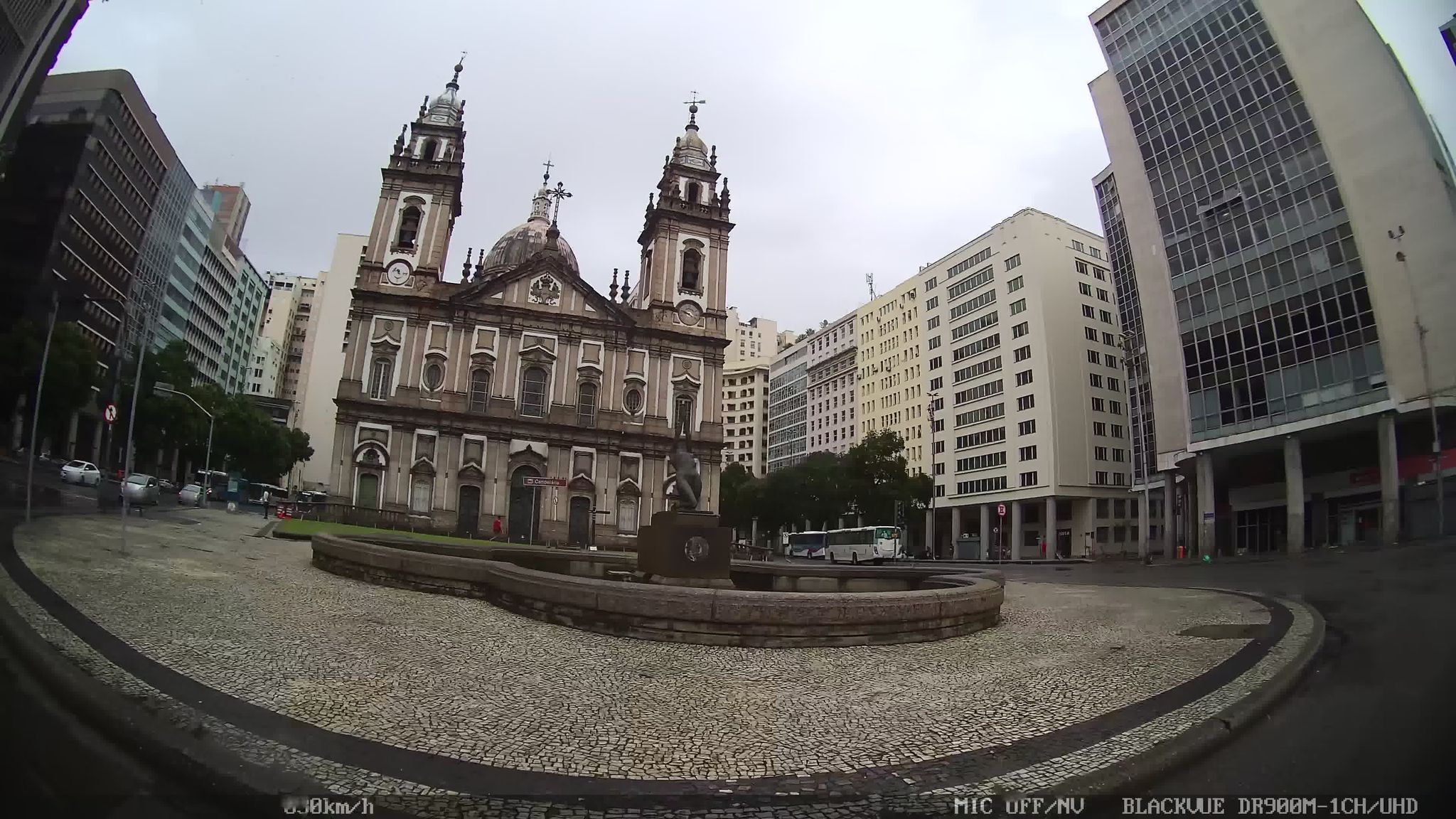 Street-level view near Ed. Jose Carlos Marcelo Soares, Centro