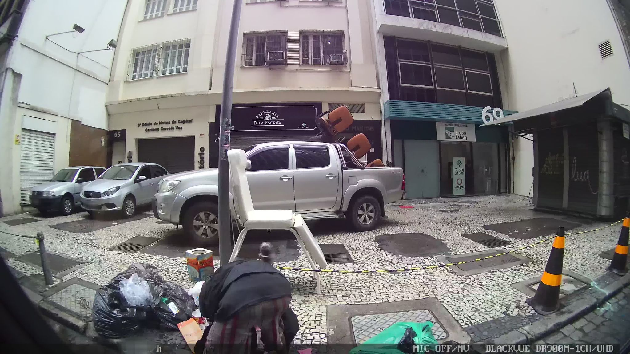 Street-level view near Ed. Leandro Martins, Centro