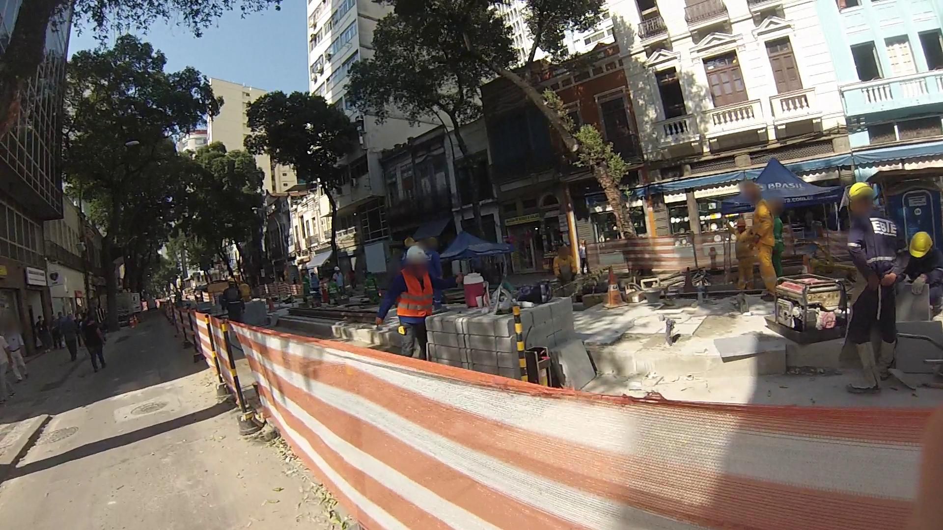 Street-level view near Ed. Manlebo, Centro