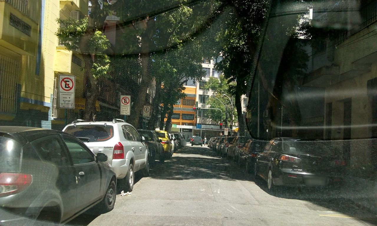 Street-level view near Edifício Bagé, Catete
