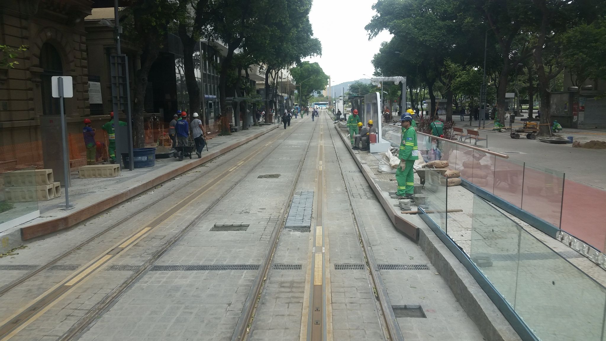 Street-level view near Edifício Bokel, Centro