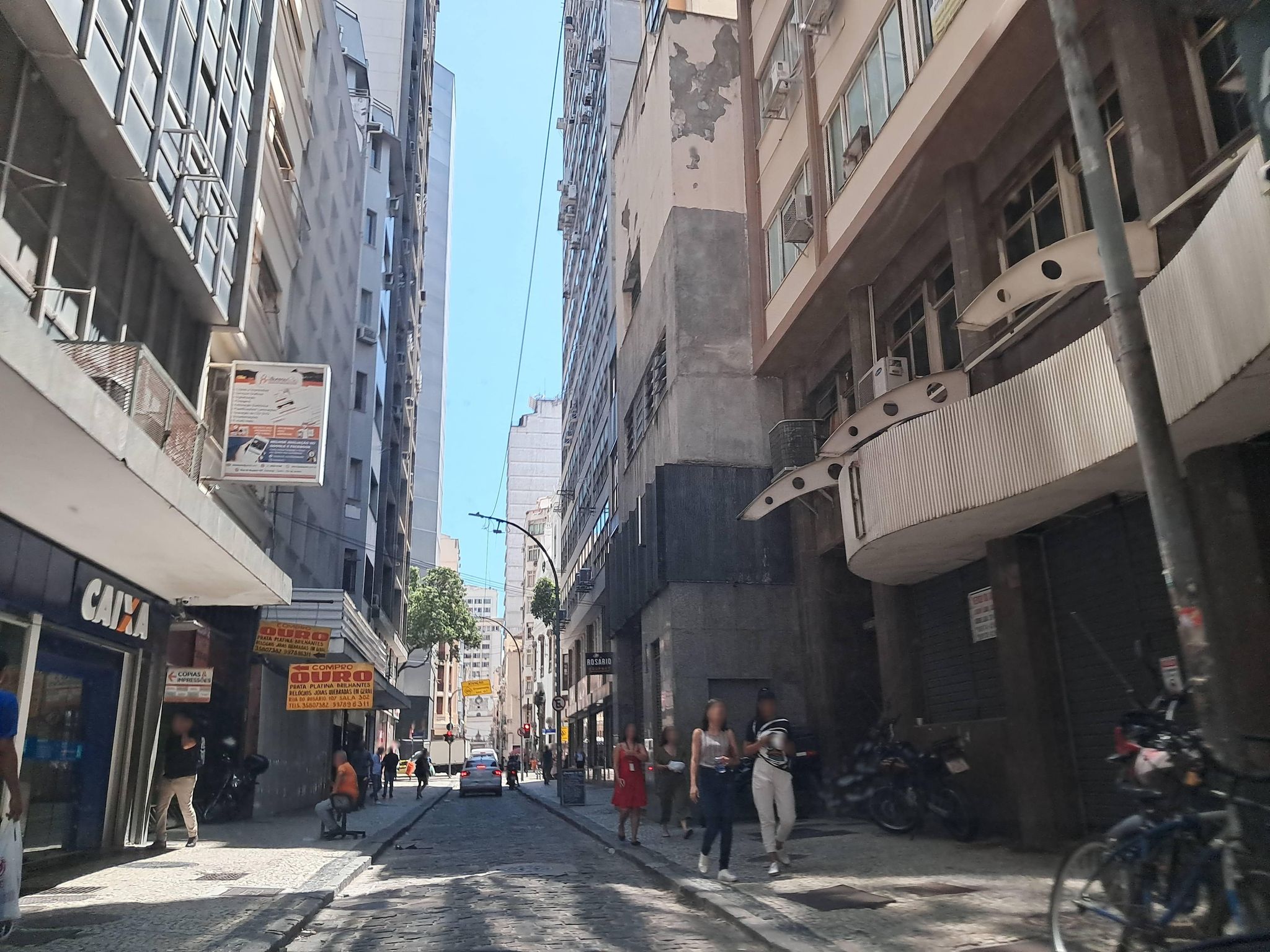 Street-level view near Edifício David Guimaraes, Centro