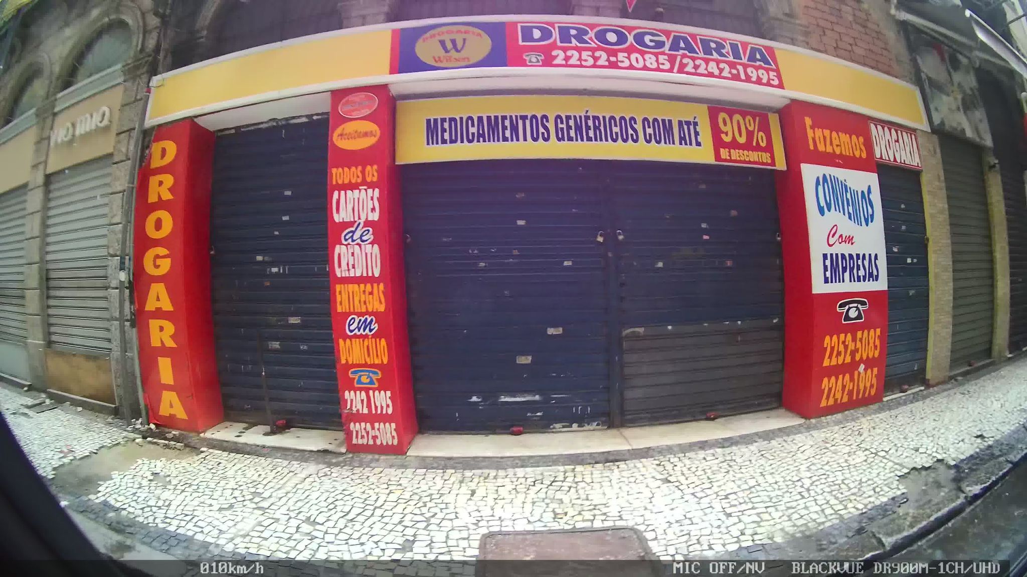 Street-level view near Edifício Moyses Bogorotty, Centro