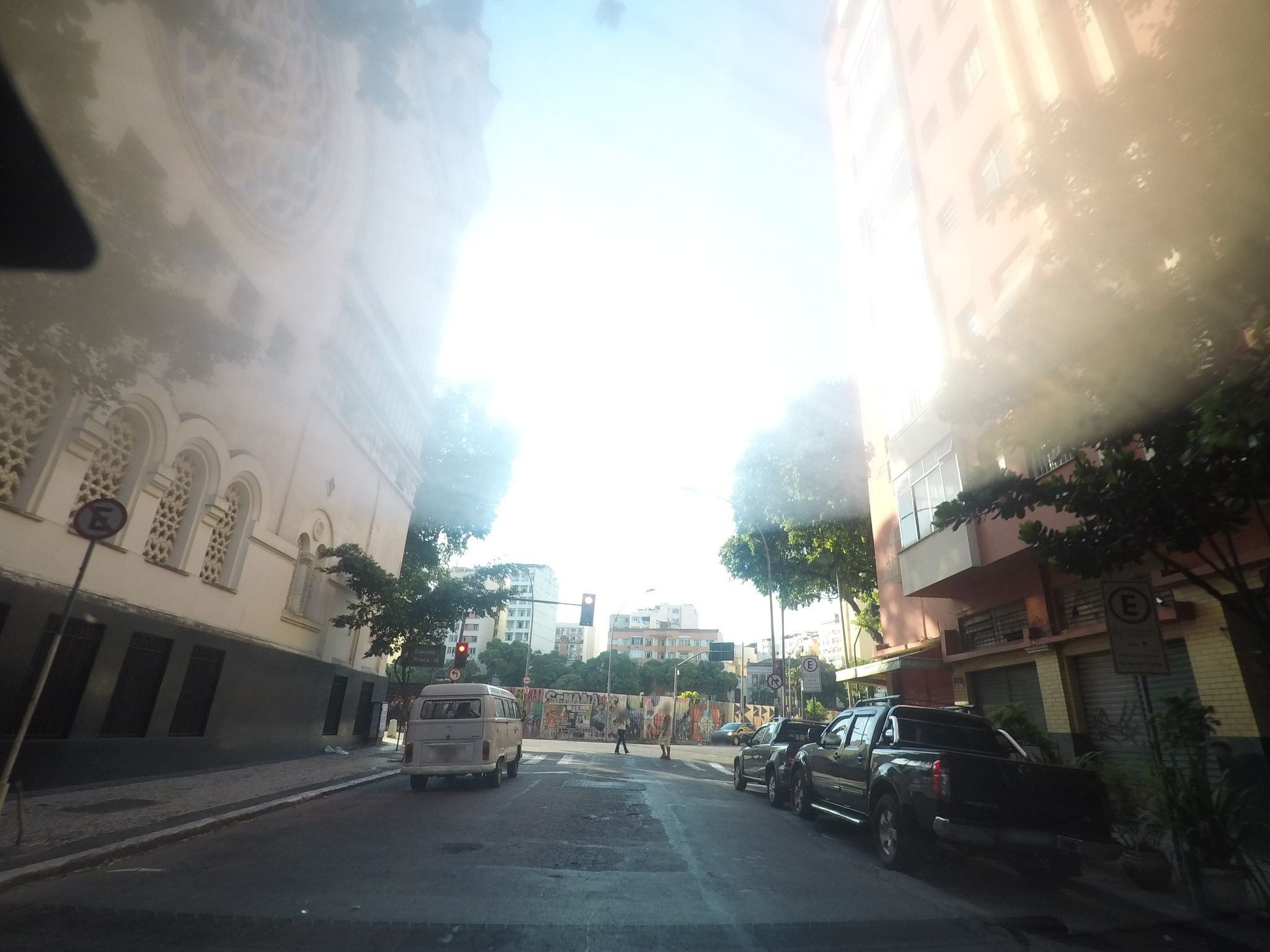 Street-level view near Edifício Possolo, Centro