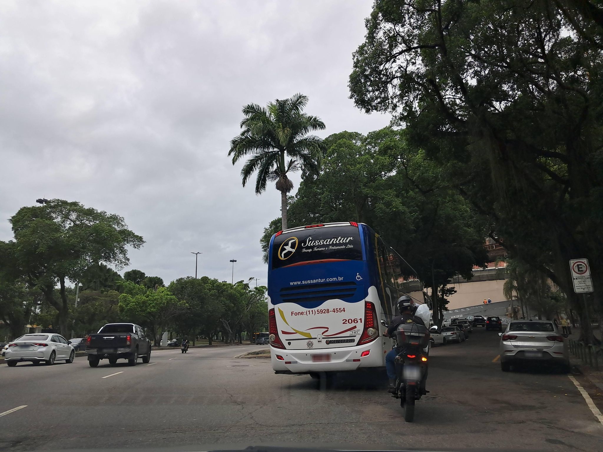 Street-level view near Entrada do Memorial Getúlio Vargas, Glória