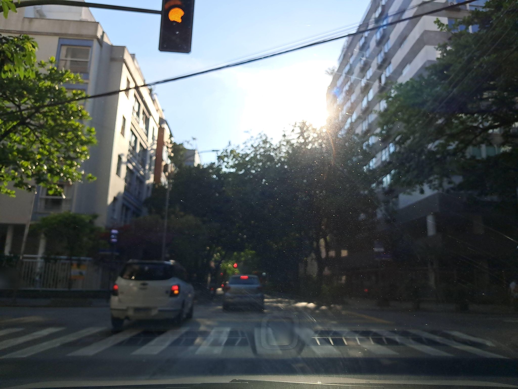 Street-level view near Green Ocean, Leblon