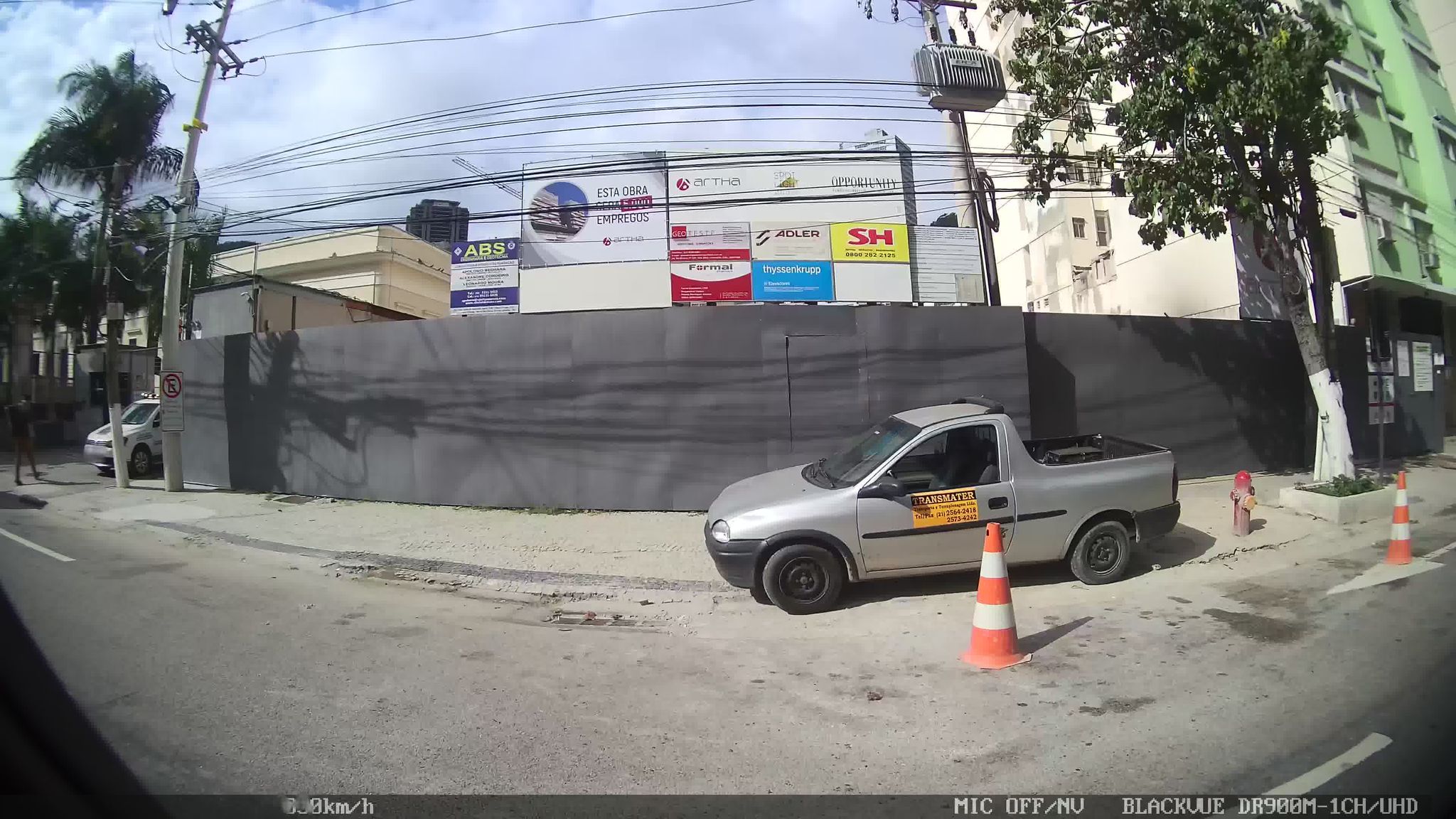 Street-level view near Honda, Botafogo