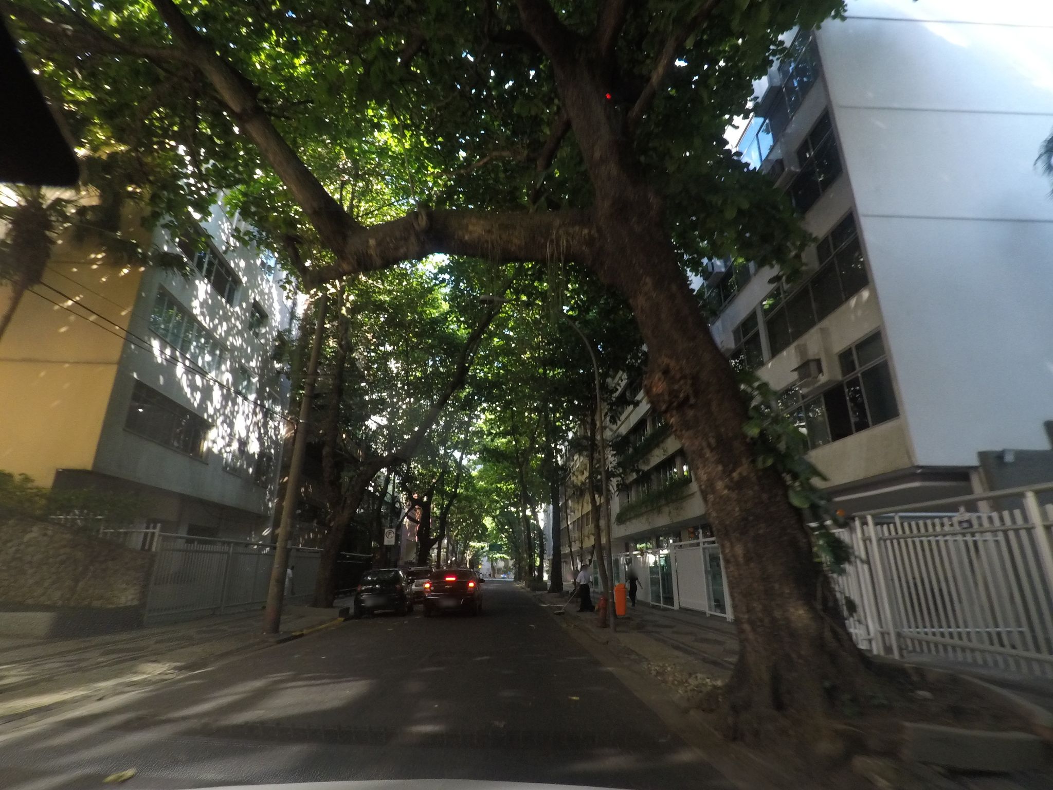 Street-level view near Liberty, Leblon