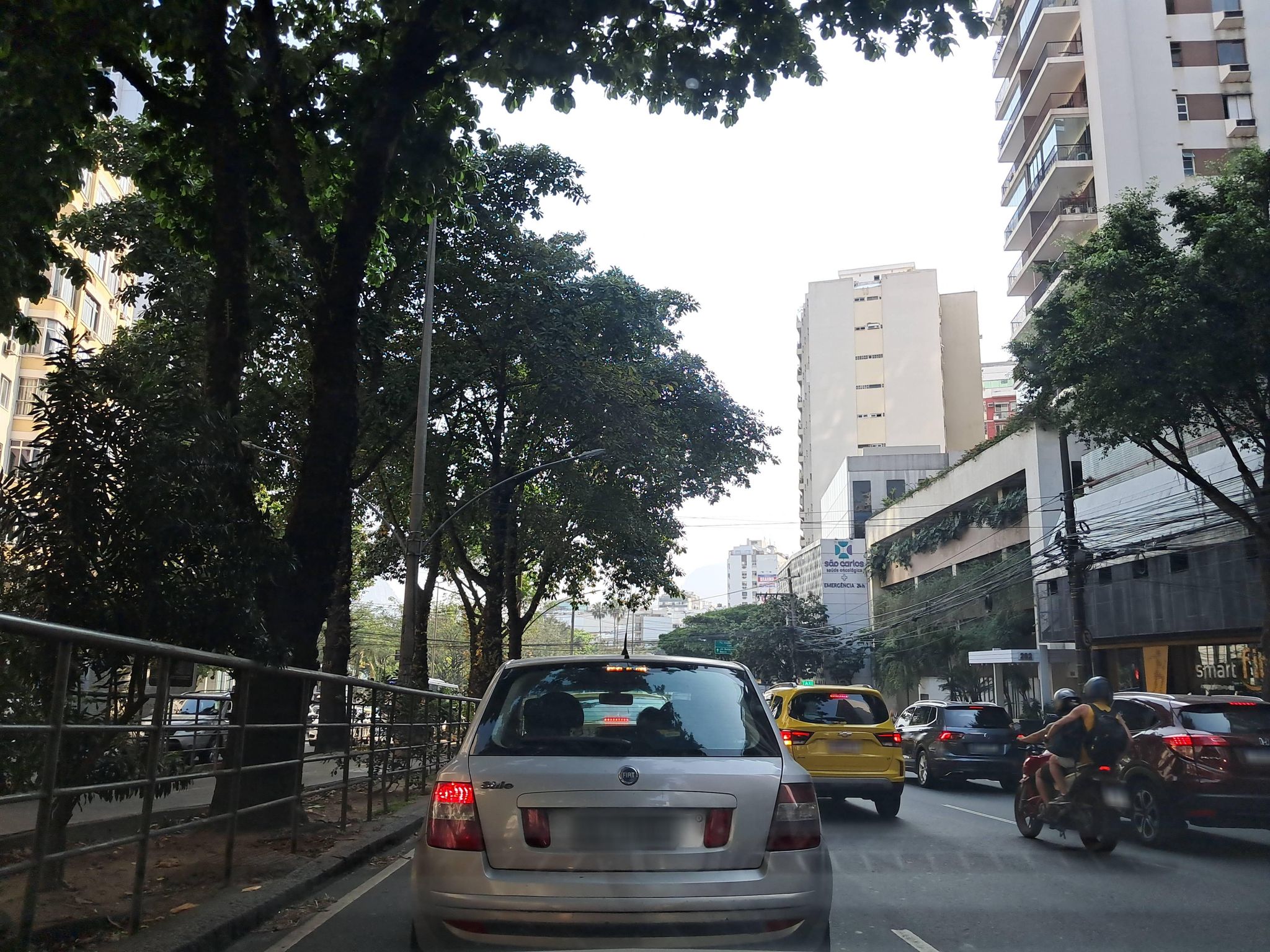 Street-level view near Maison Saint Marcelin, Humaitá