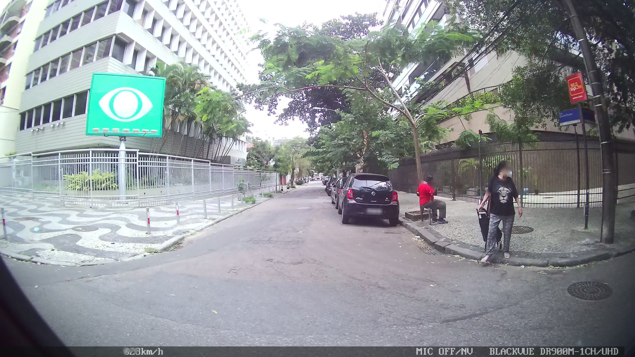Street-level view near Nelito Andrada, Botafogo