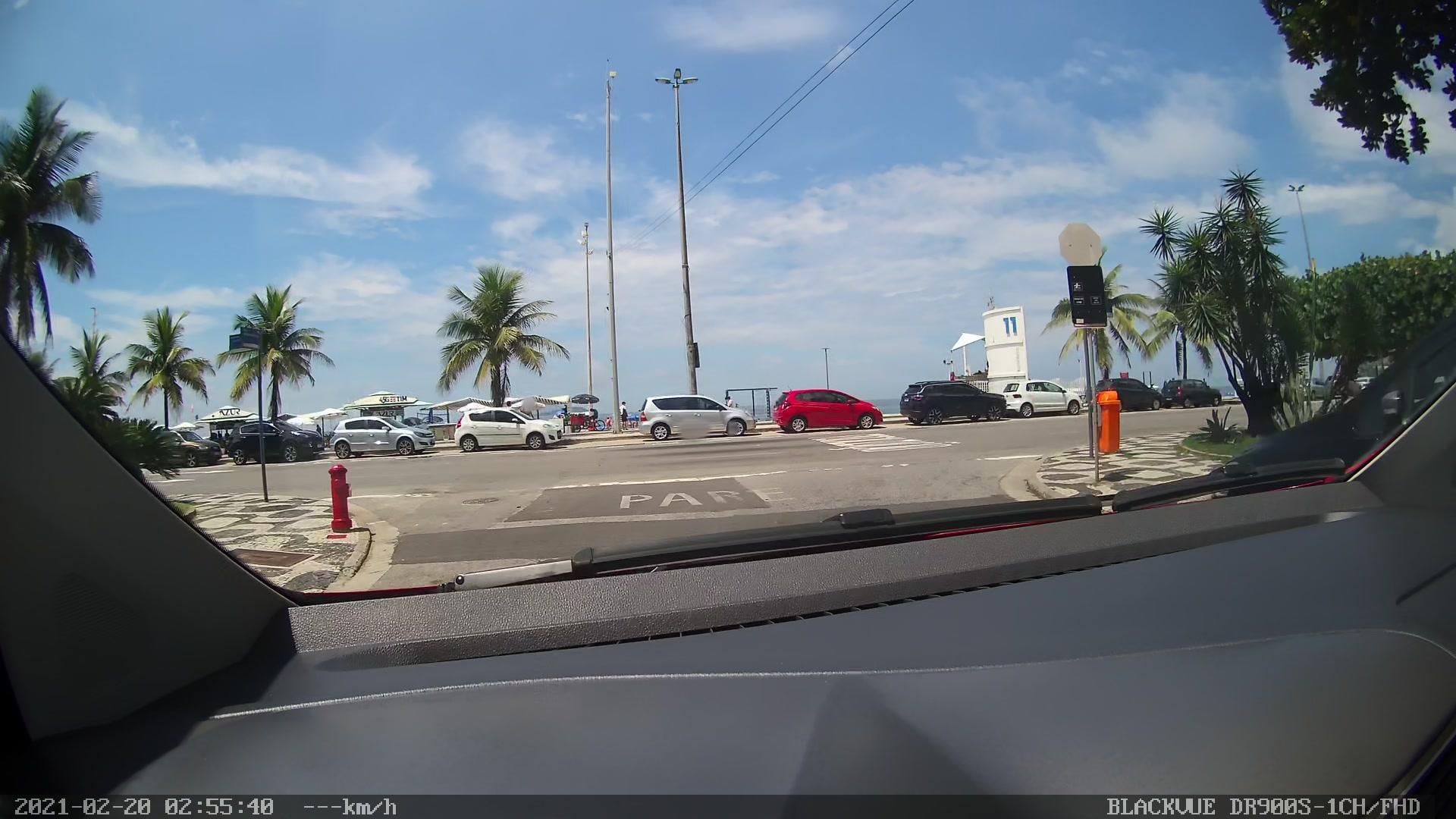 Street-level view near Octavio Dupont, Ipanema