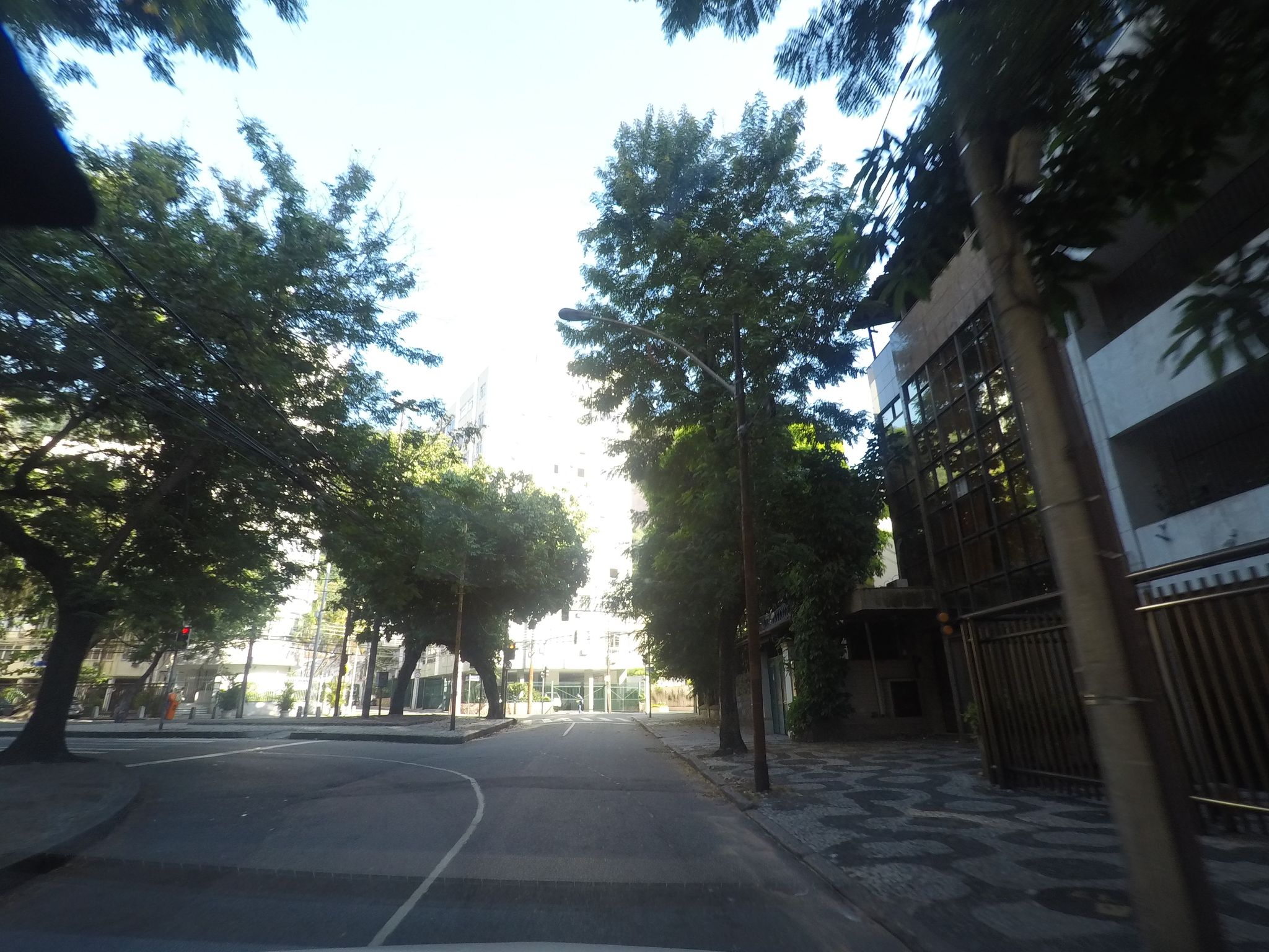 Street-level view near Paula Conde de Irajá, Botafogo