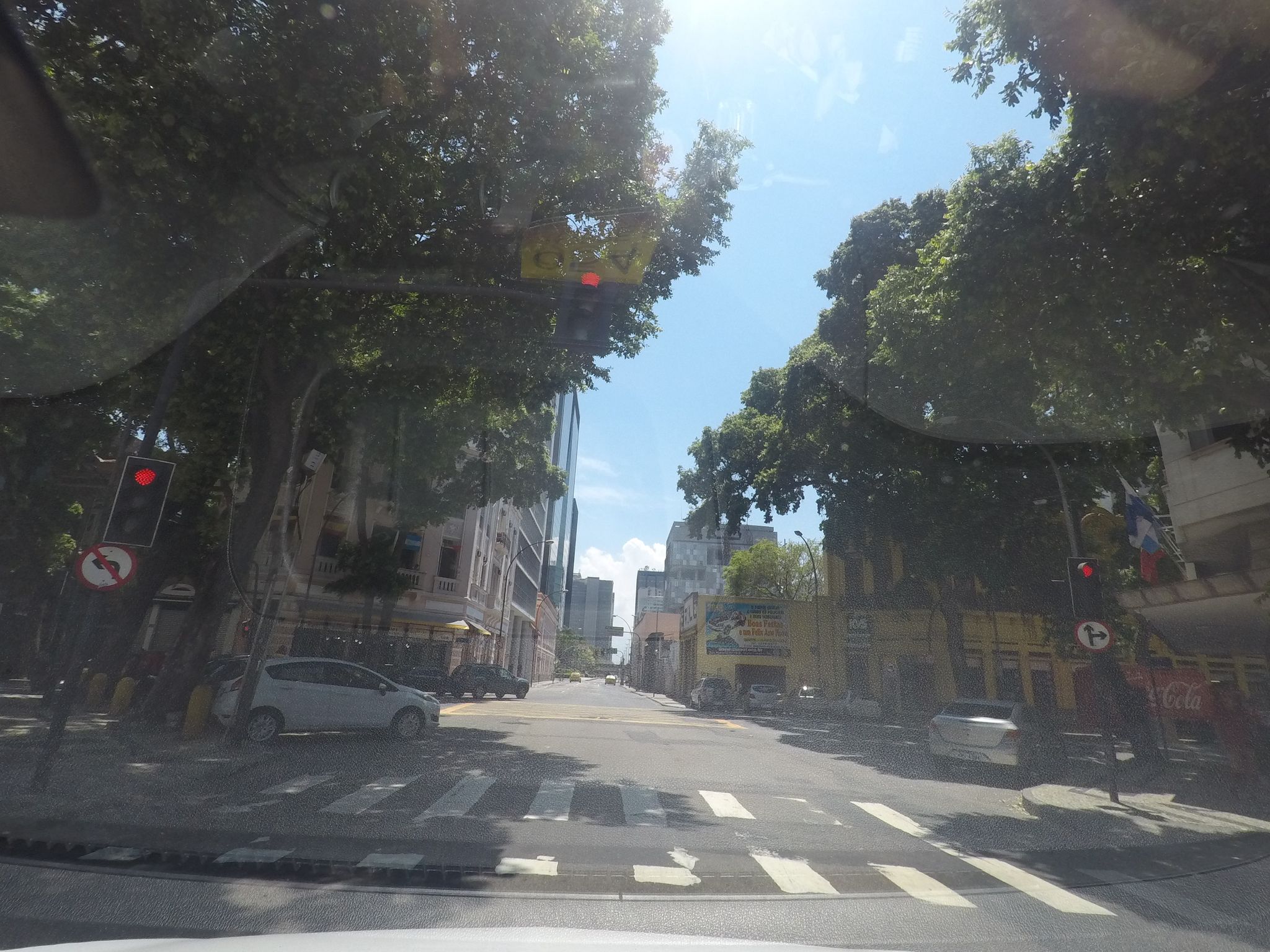 Street-level view near Polícia Civil, Centro