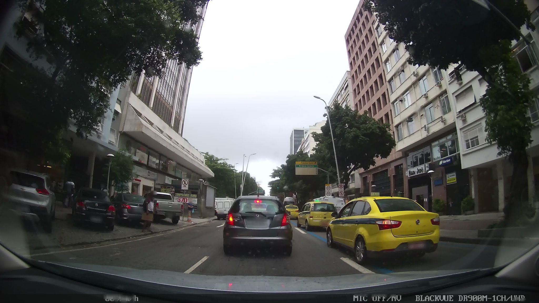 Street-level view near Quartier Ipanema, Ipanema