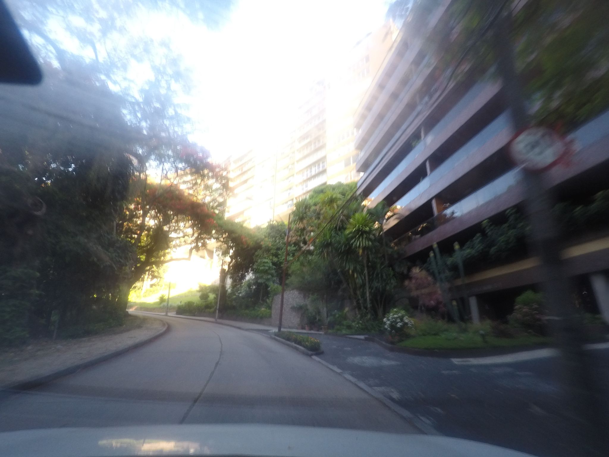 Street-level view near Residências Pietro Mascagni, Laranjeiras