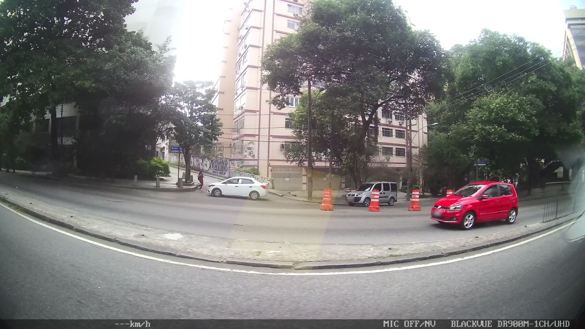 Street-level view near Residências Sorbonne, Botafogo