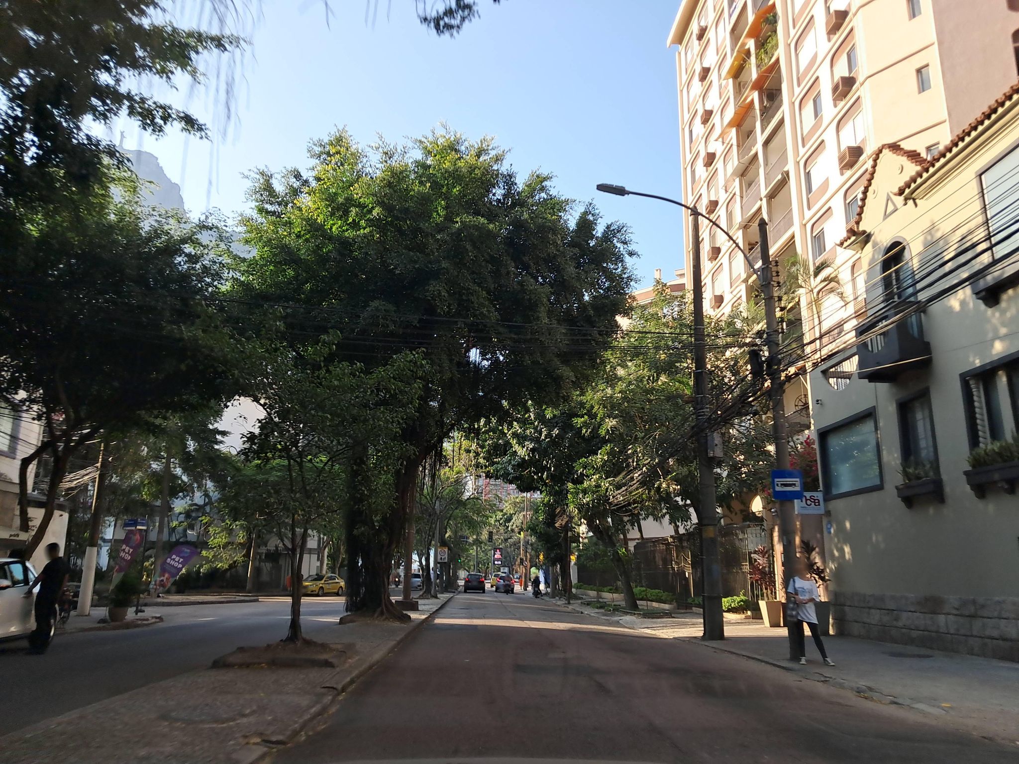Street-level view near Residenze Firenze, Humaitá