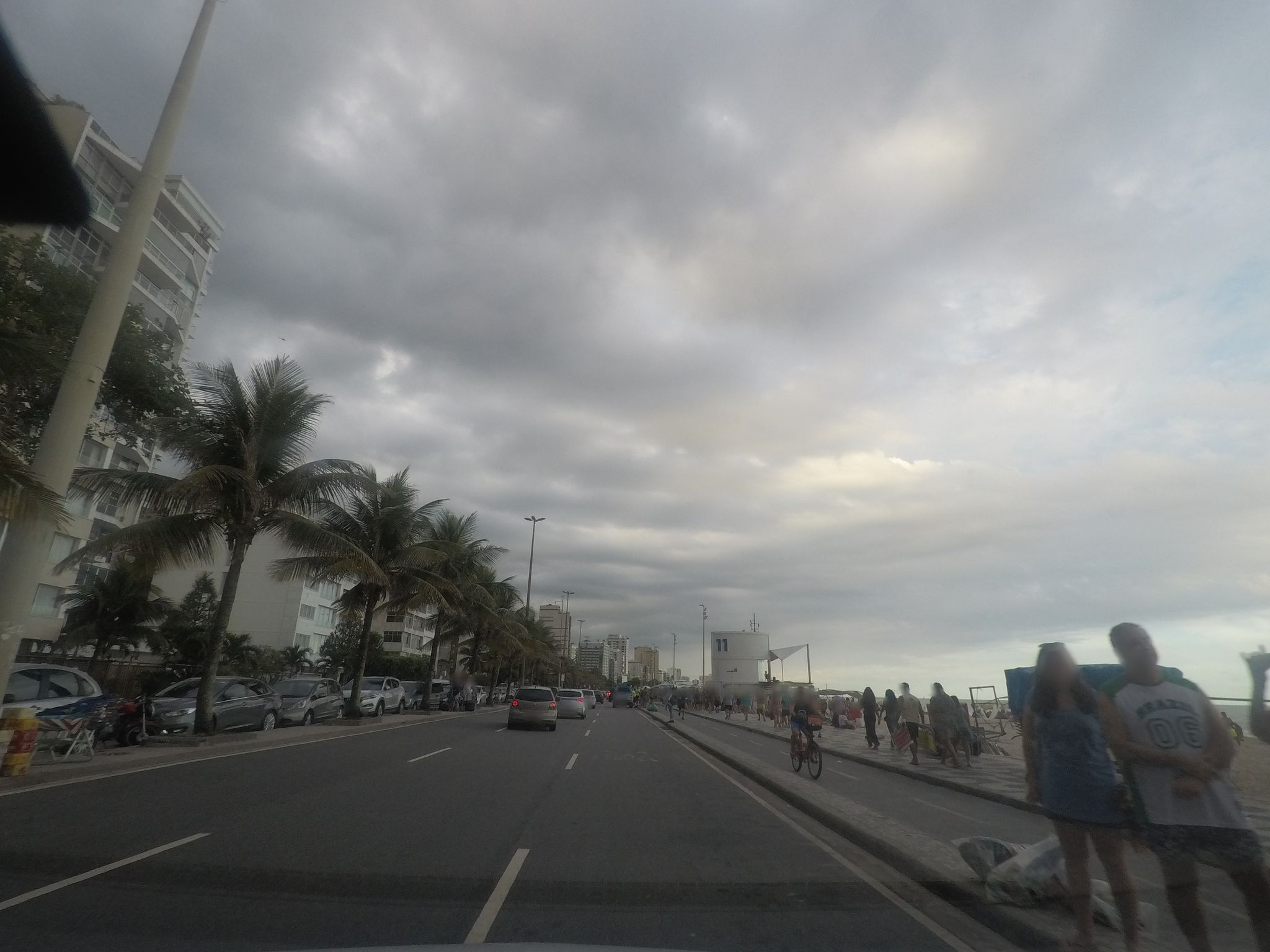 Street-level view near São Gabriel, Ipanema
