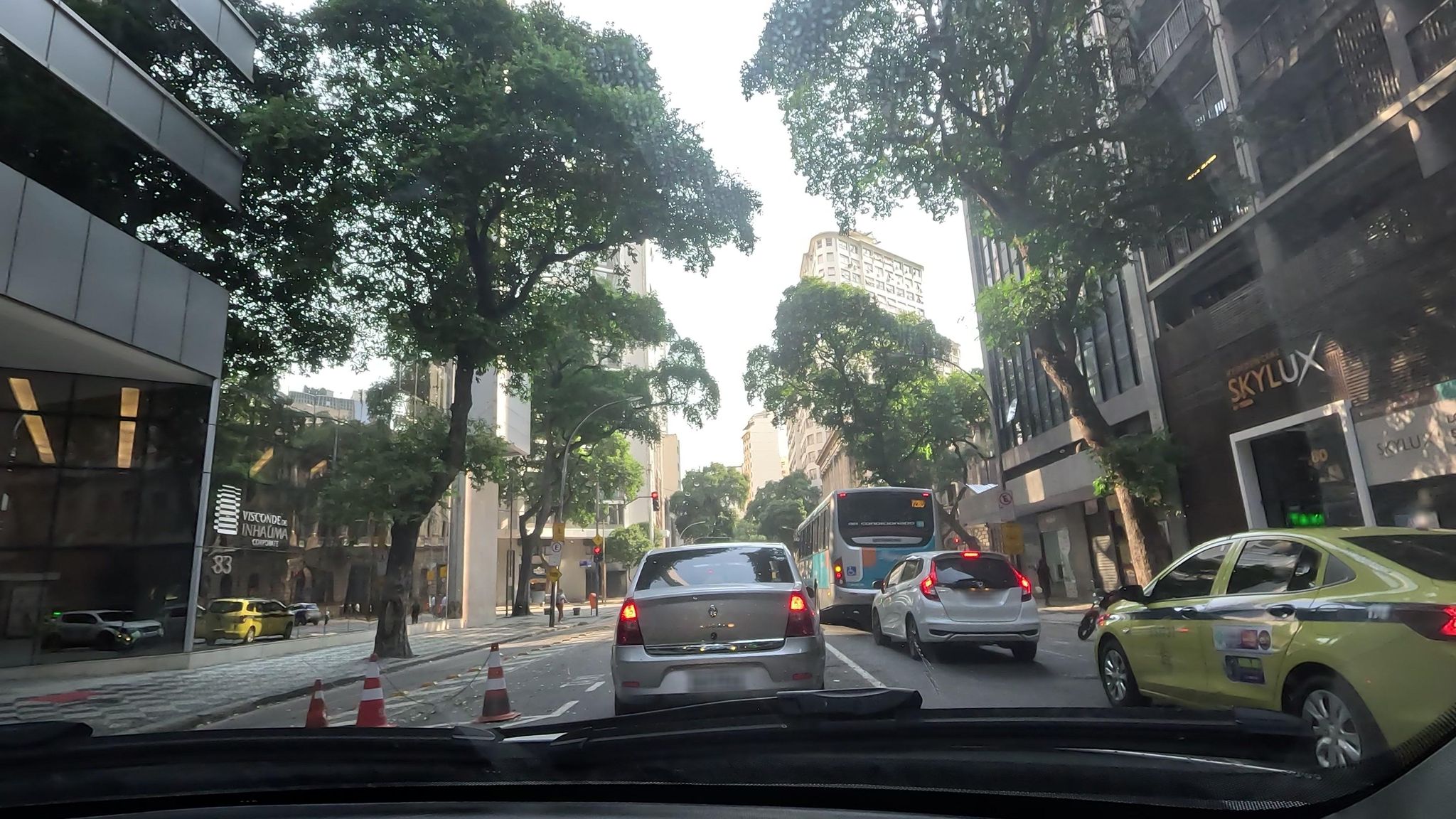 Street-level view near Sub Solo, Centro