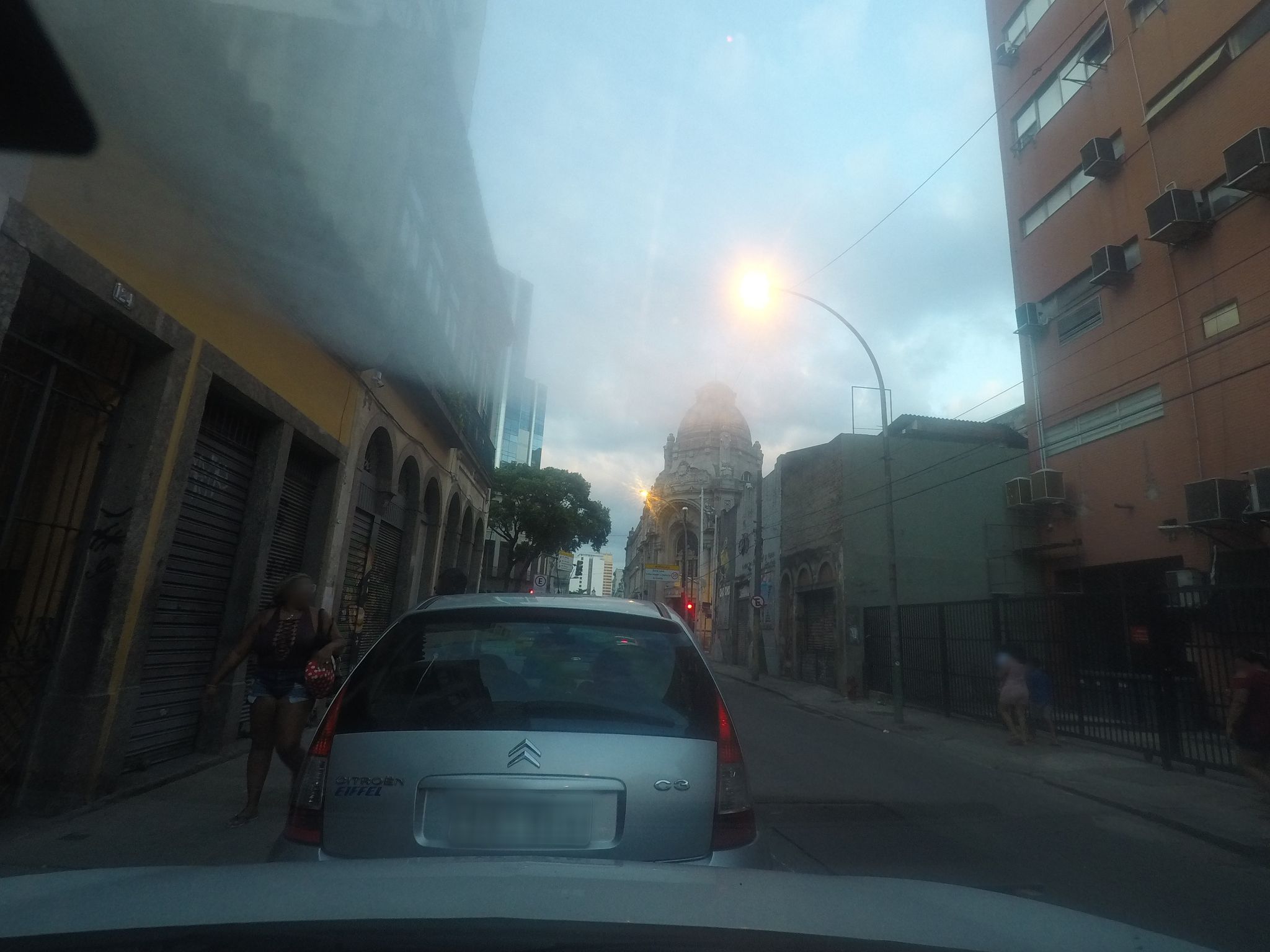 Street-level view near Tv Educativa, Centro