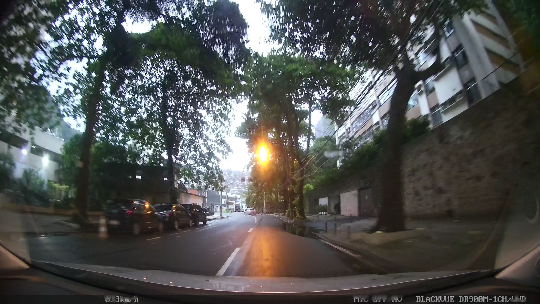 Street-level view near Venda do Girasol, São Conrado