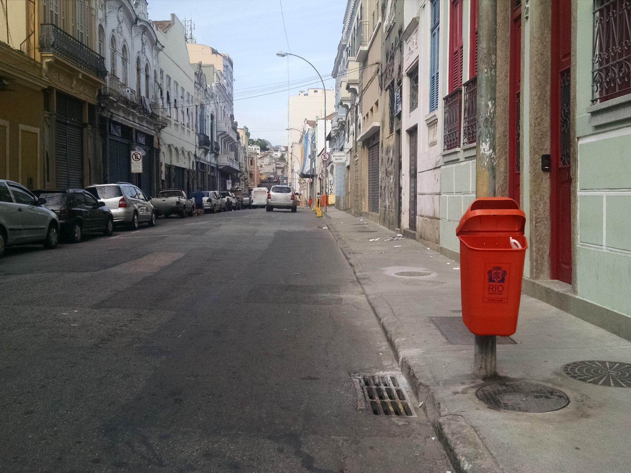Street-level view near Vila, Centro