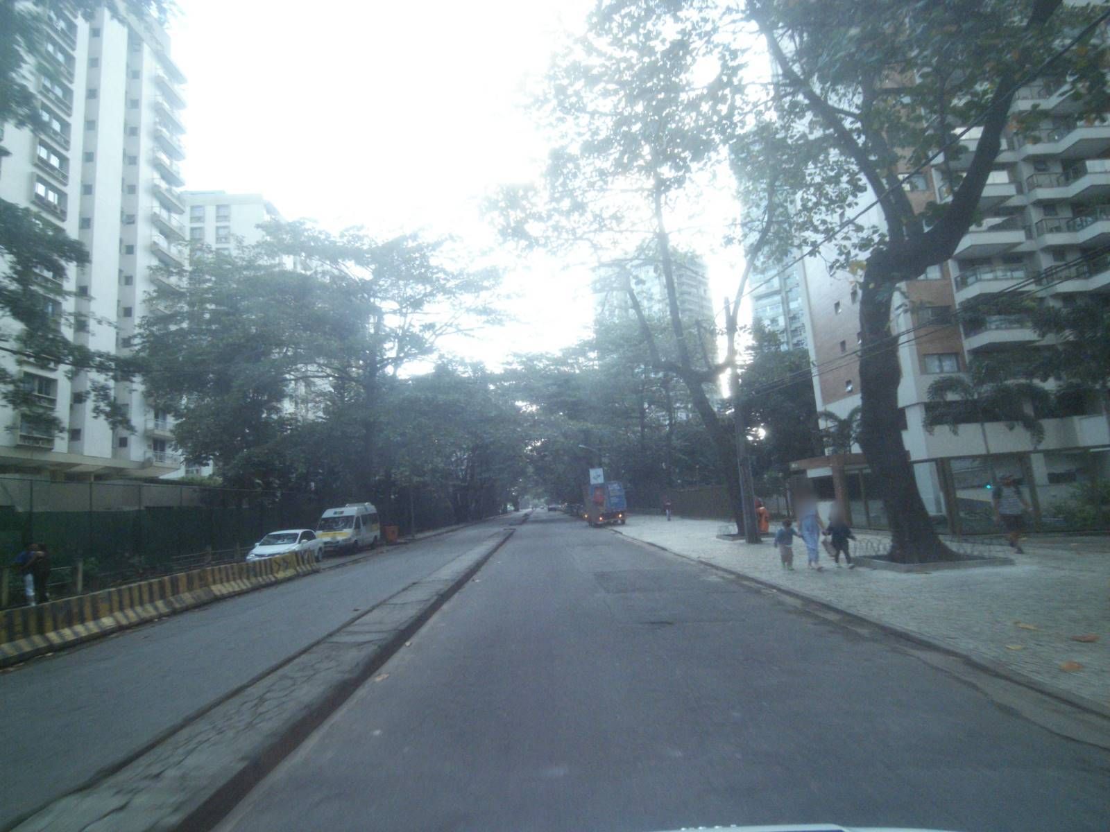 Street-level view near Vintage Way Residence and Service, São Conrado