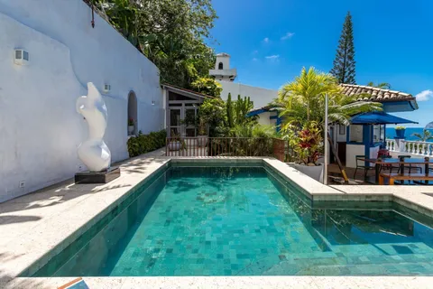 1950s house once home to Elis Regina in a gated São Conrado community – 5